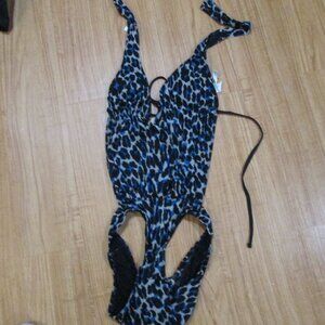Kenneth Cole size medium women's Blue Cheetah One piece swimsuit
